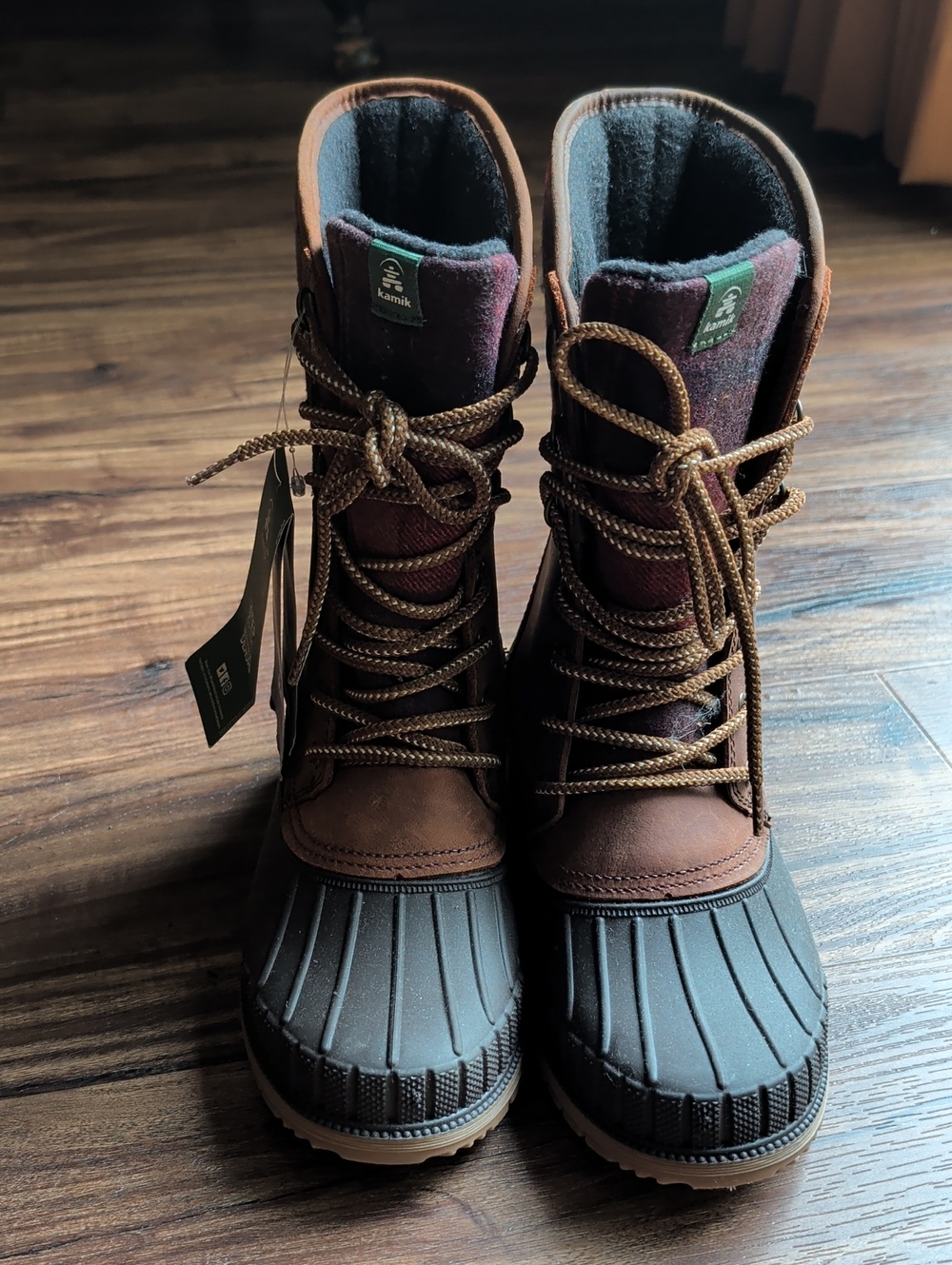 Kamik Sienna 2 Women’s 8 Brown Plaid Waterproof Winter Boots NWT Snow